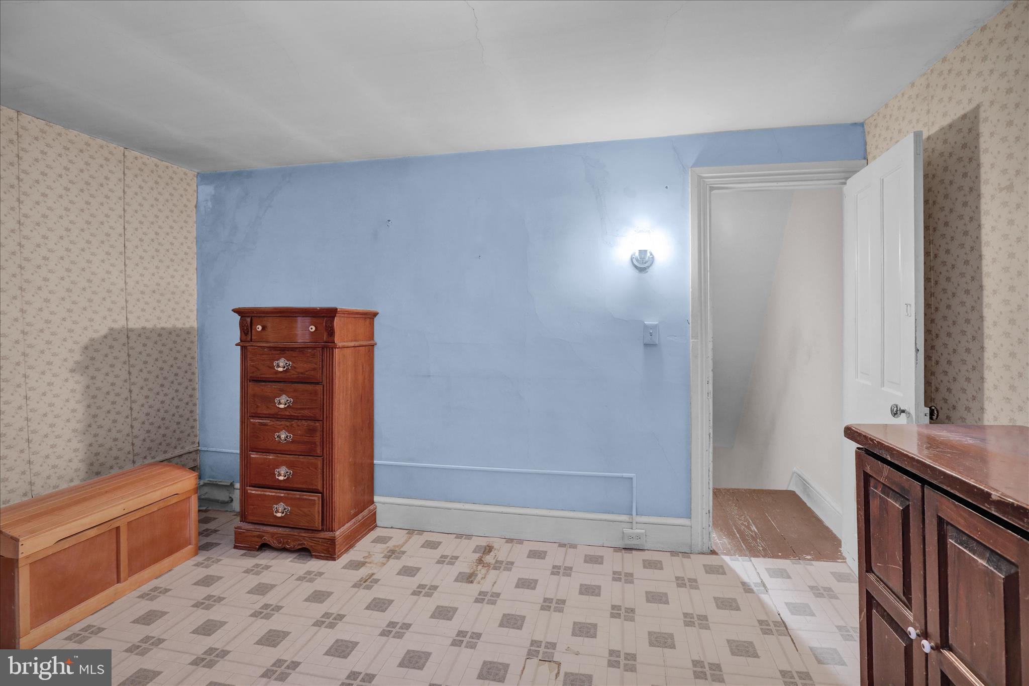 433 May Street Pottstown, PA 19464 - Photo 18 of 21 a view of room with furniture and wooden floor
