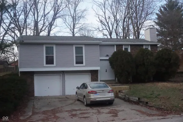 $316,900 | 2306 Hawthorn Place, Noblesville, IN 46062