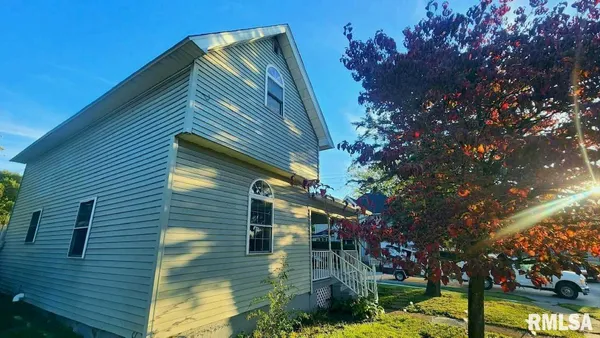 $150,000 | 823 East Park Street, Taylorville, IL 62568