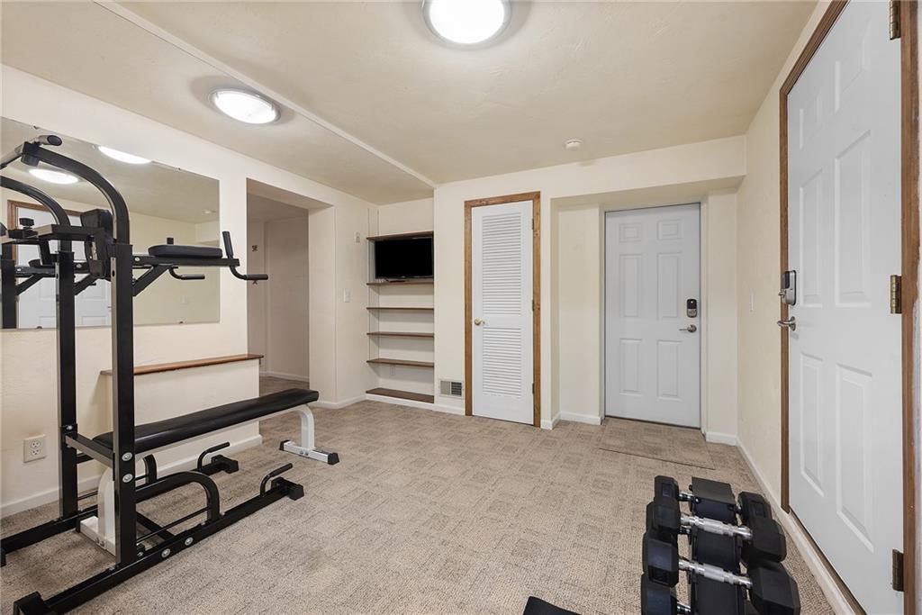 2779 Clearview Road Allison Park, PA 15101 - Photo 38 of 50 Lower level exercise room