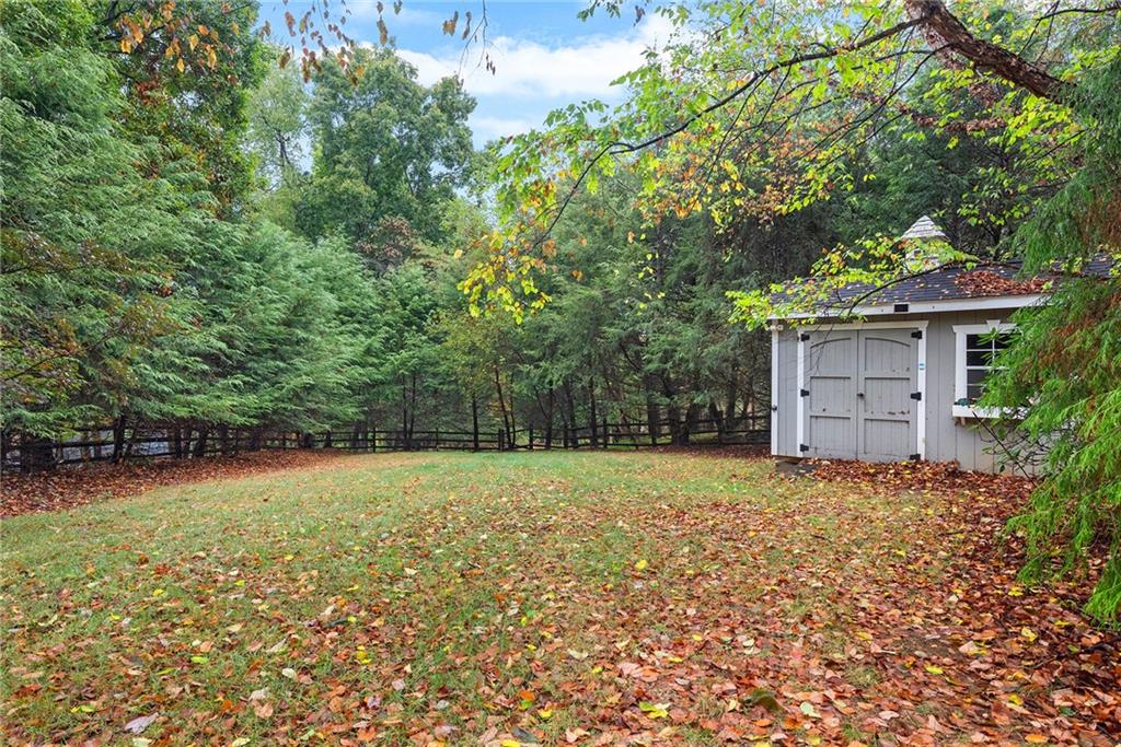 2779 Clearview Road Allison Park, PA 15101 - Photo 4 of 50