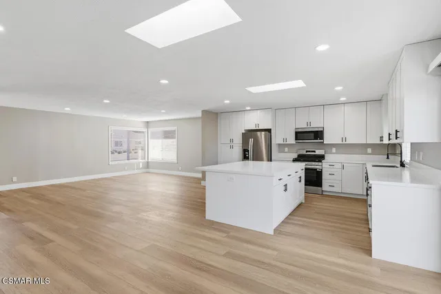 $3,700 | 1069 Donner Avenue, Simi Valley, CA 93065