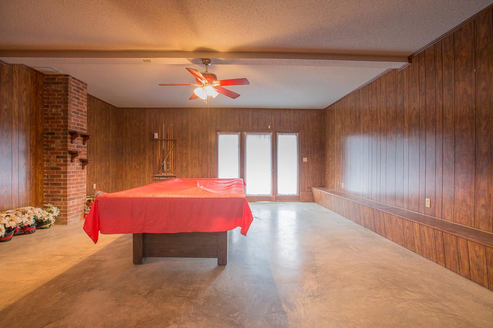 8545 West Crabtree Road Hixson, TN 37343 - Photo 8 of 14 8545 w crabtree-5491