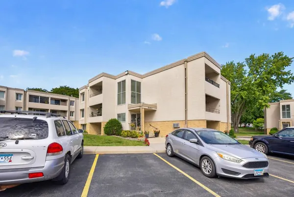 $119,000 | 1931 Viking Drive Northwest, Unit 21, Rochester, MN 55901
