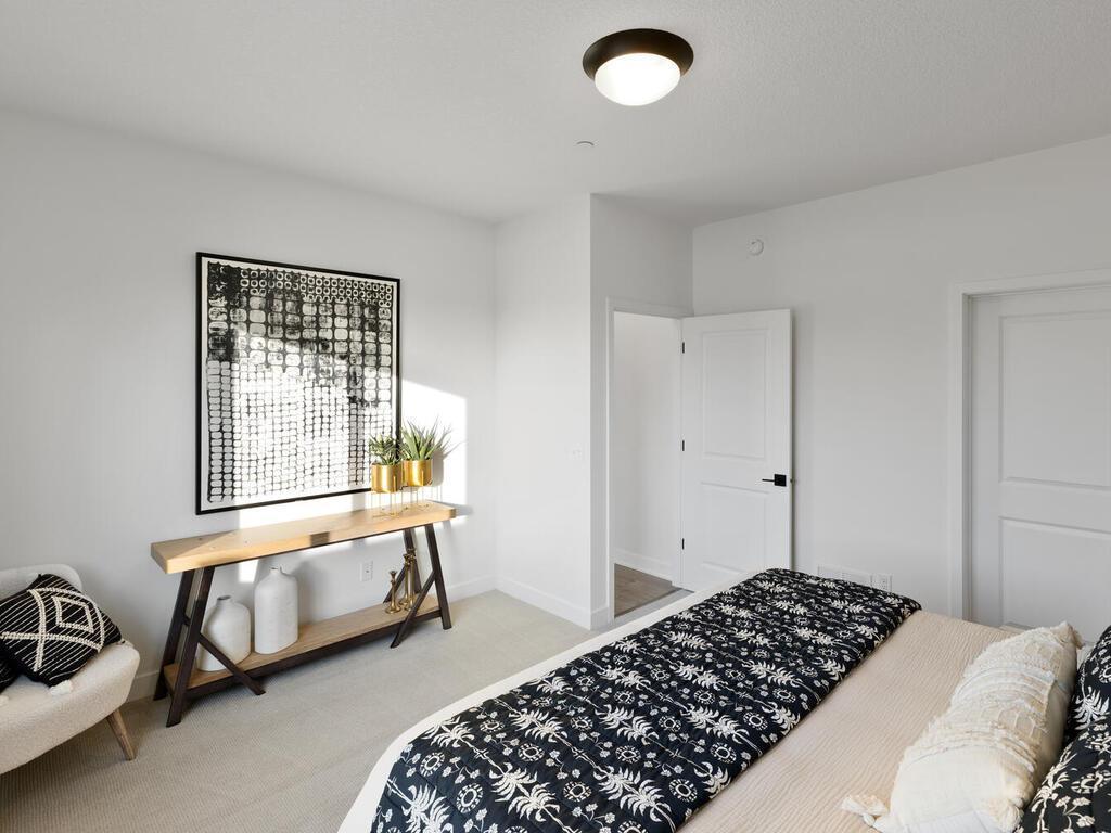 13731 Hollybrook Circle Apple Valley, MN 55124 - Photo 21 of 68