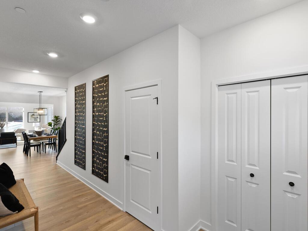 13731 Hollybrook Circle Apple Valley, MN 55124 - Photo 4 of 68