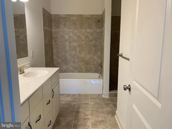 $549,000 | 530 Wheelmen Street, Unit 4, Middletown, DE 19709