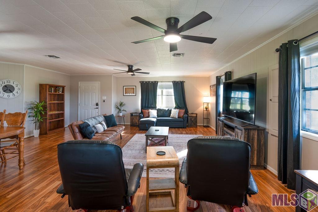 4308 Old Ferry Road Bourg, LA 70343 - Photo 2 of 21