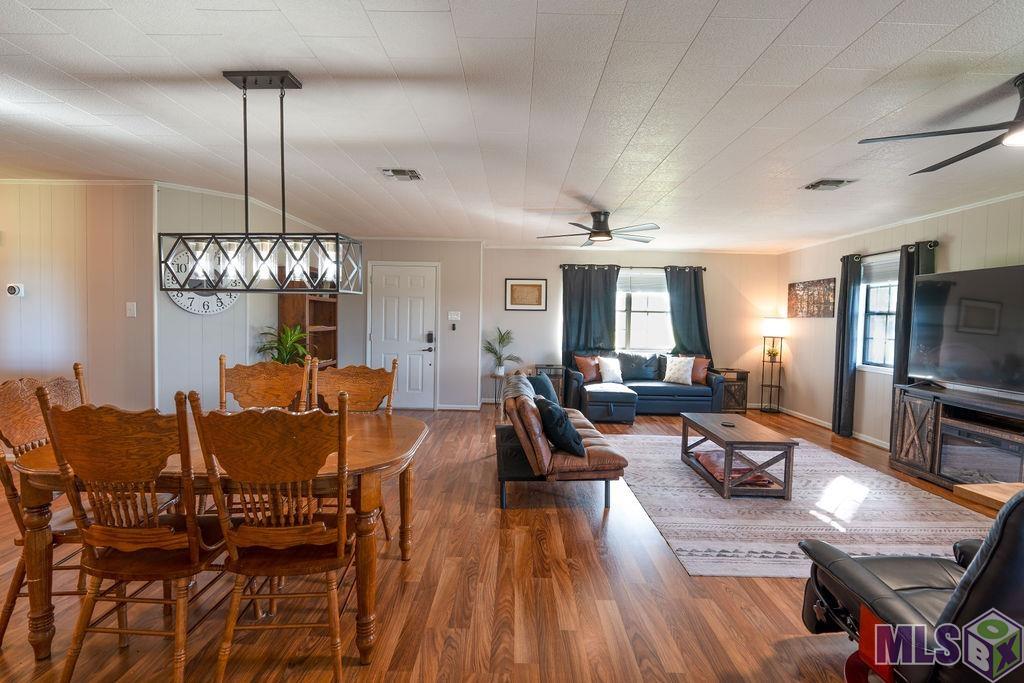 4308 Old Ferry Road Bourg, LA 70343 - Photo 3 of 21