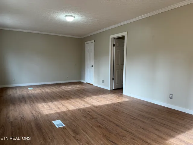 $349,900 | 545 East Brushy Valley Drive, Powell, TN 37849