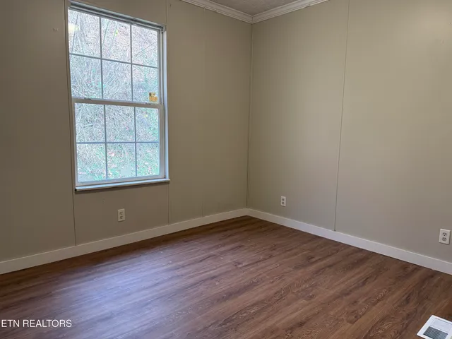 $349,900 | 545 East Brushy Valley Drive, Powell, TN 37849