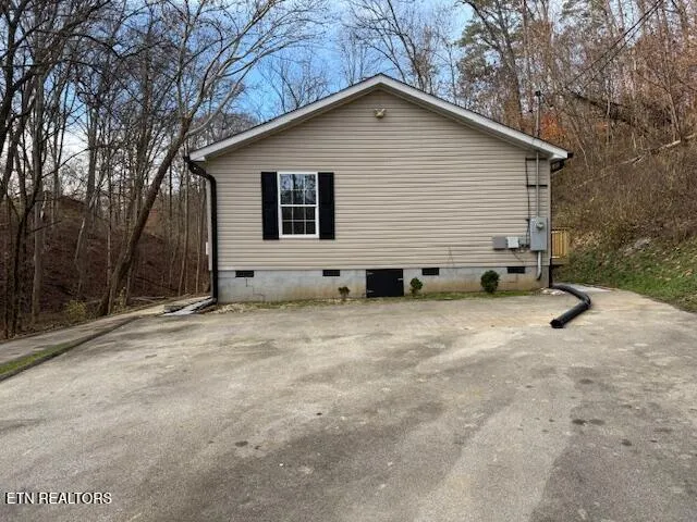 $349,900 | 545 East Brushy Valley Drive, Powell, TN 37849