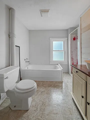 $95,000 | 202 Main Street, Orangeville, IL 61060