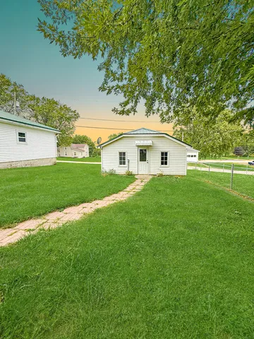 $95,000 | 202 Main Street, Orangeville, IL 61060