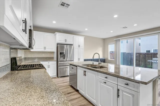 $4,650 | 1250 Camino Carmelo, Chula Vista, CA 91913