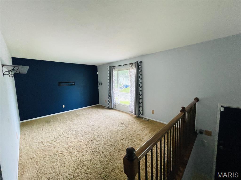 628 Valley View Drive Bethalto, IL 62010 - Photo 4 of 14