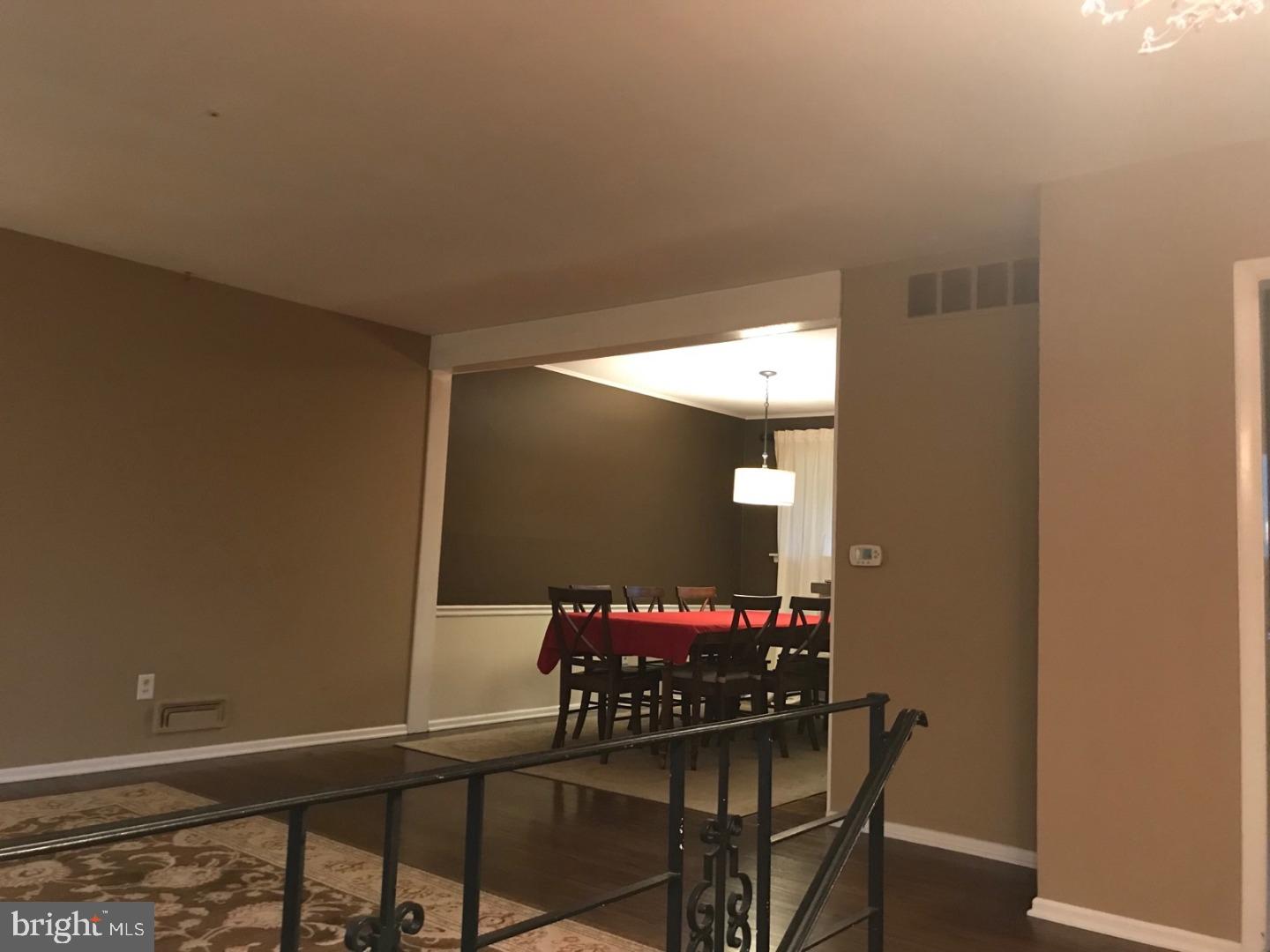 10 Suburban Boulevard Riverside, NJ 08075 - Photo 6 of 13