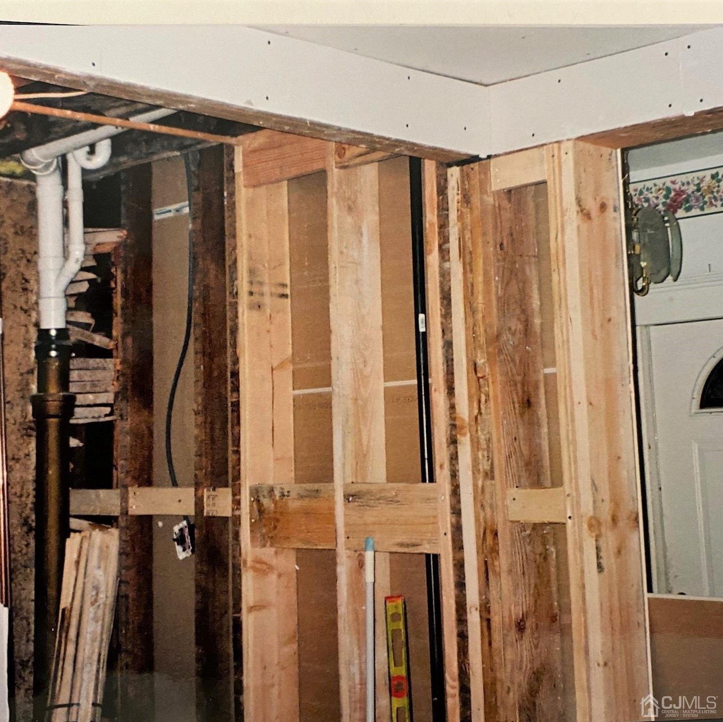 661 North Ave Extension Dunellen, NJ 08812 - Photo 10 of 15 Gallery Image 10