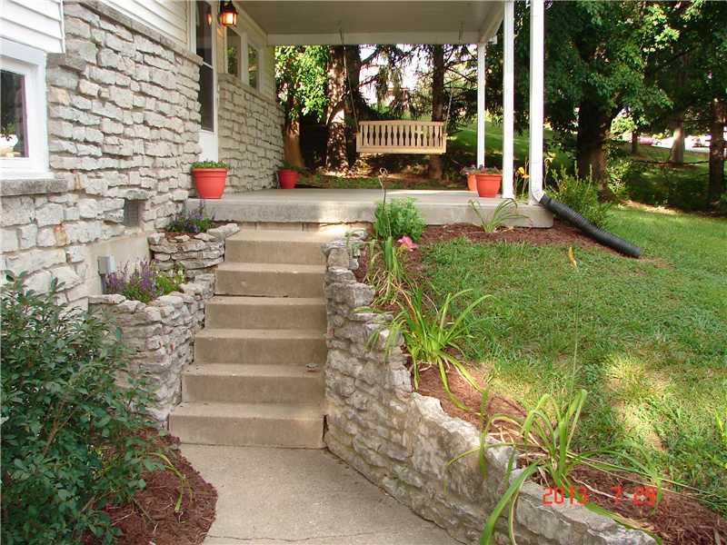 2324 Morris Road Indianapolis, IN 46217 - Photo 2 of 21 Gallery Image 2