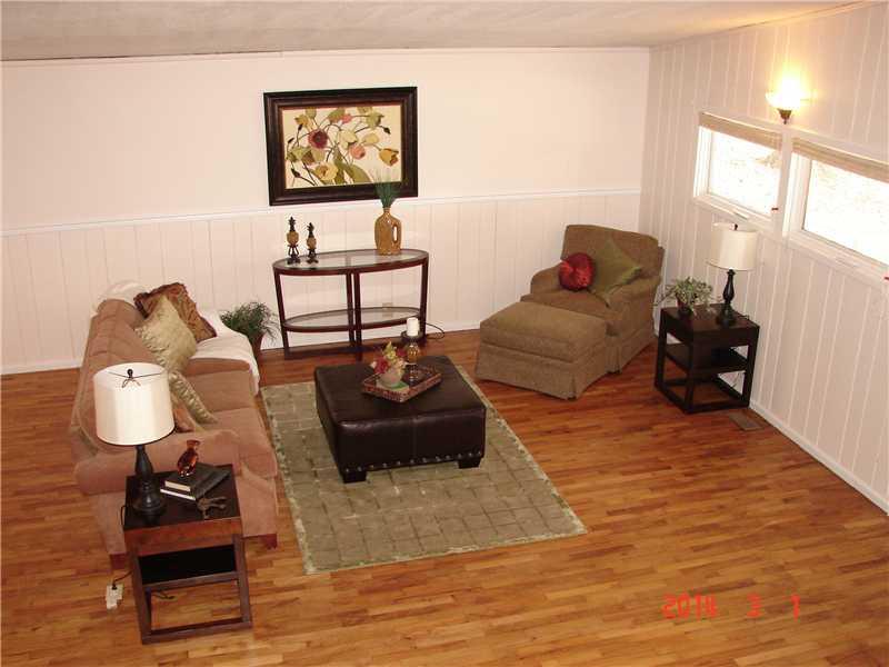 2324 Morris Road Indianapolis, IN 46217 - Photo 9 of 21 Gallery Image 9