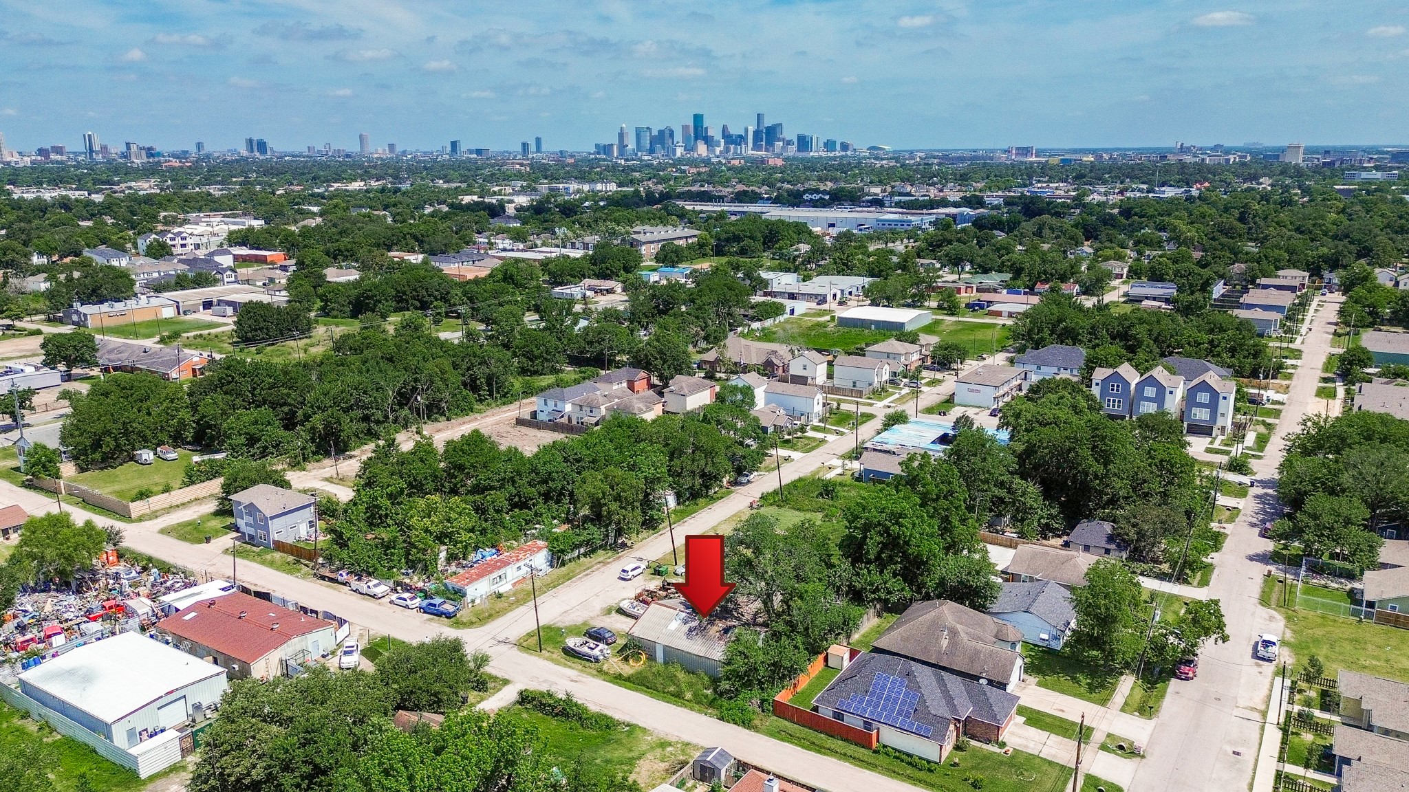 6531 New York Street Houston, TX 77021 - Photo 9 of 10 an aerial view of residential houses with outdoor space
