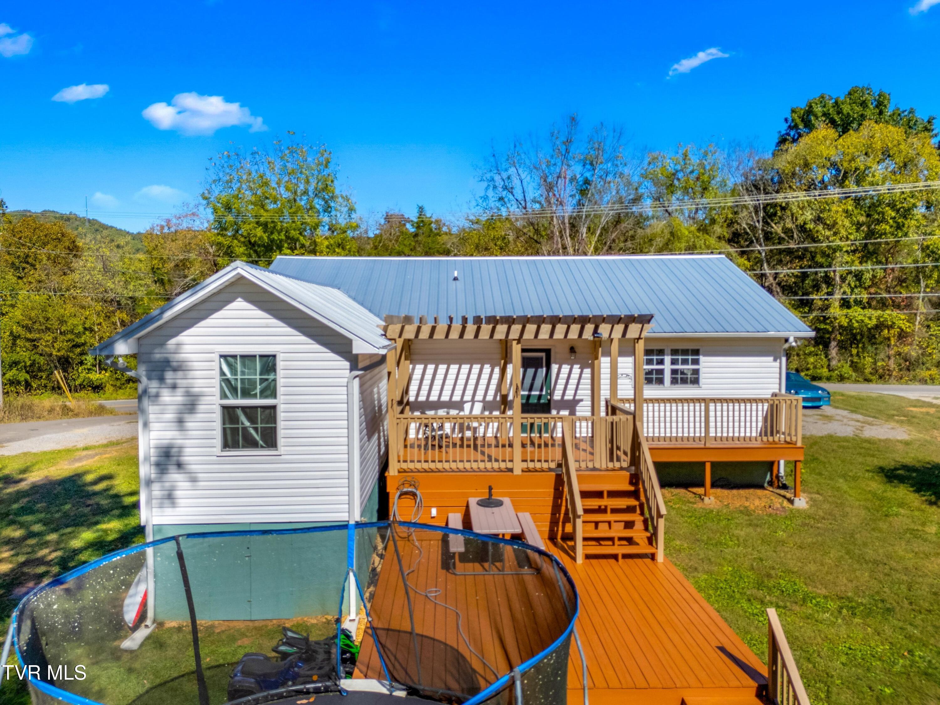 1973 Rocky Springs Road Bean Station, TN 37708 - Photo 4 of 33 004-1973RockySpringsRoad-BeanStation-TN-