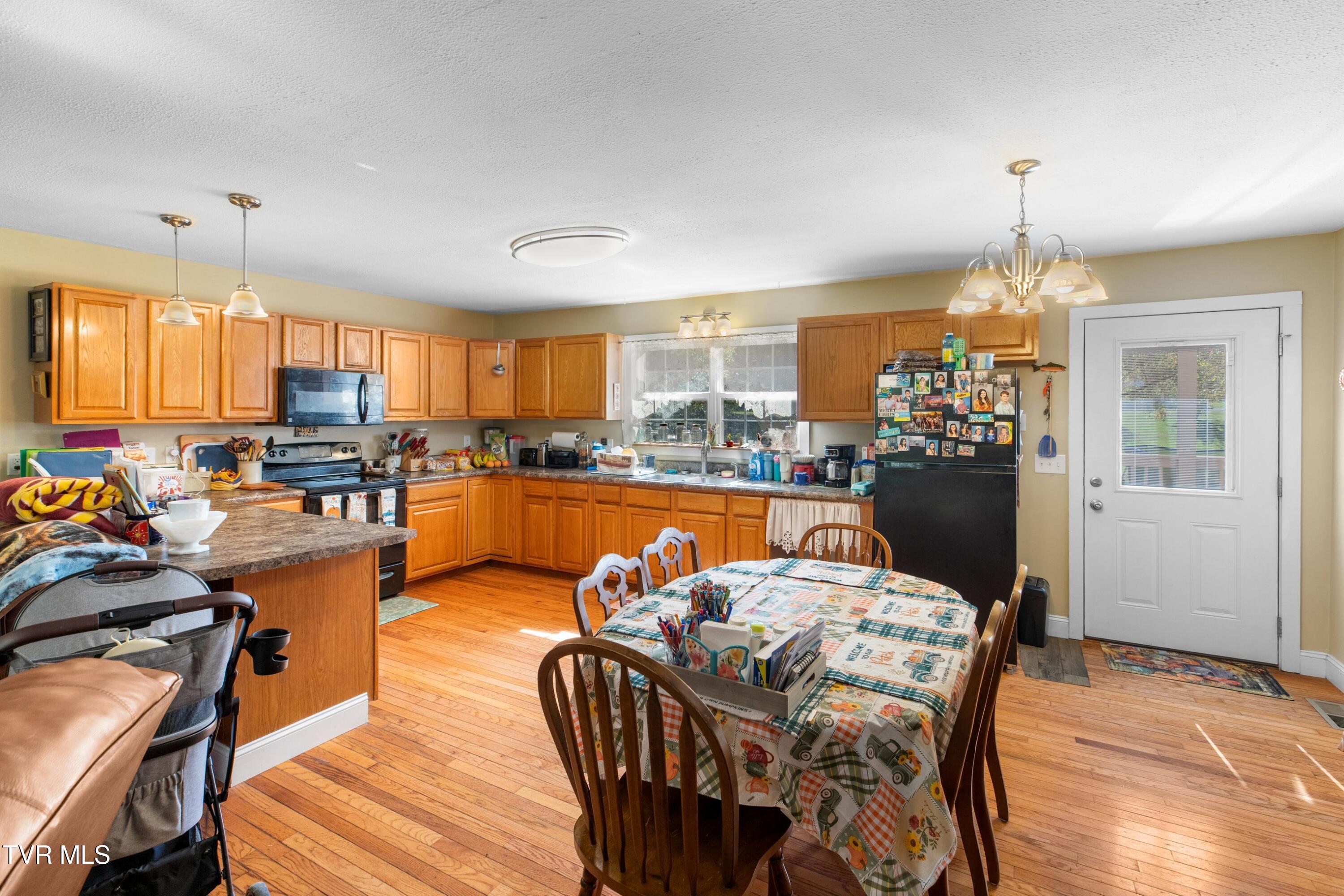 1973 Rocky Springs Road Bean Station, TN 37708 - Photo 8 of 33 008-1973RockySpringsRoad-BeanStation-TN-