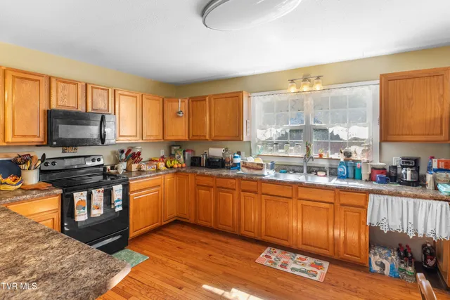 $249,500 | 1973 Rocky Springs Road, Bean Station, TN 37708