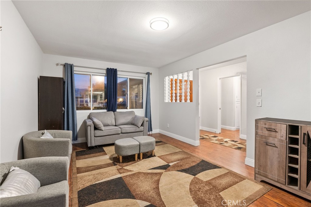 530 North Sycamore Avenue Rialto, CA 92376 - Photo 13 of 31