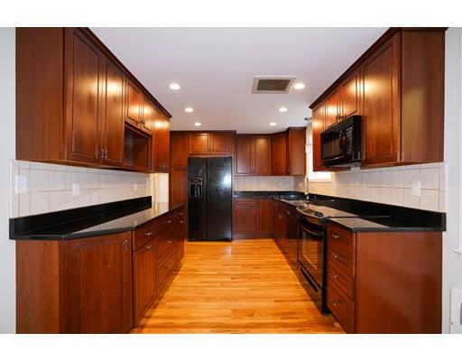 16 Upland Road Burlington, MA 01803 - Photo 8 of 23 Gallery Image 8