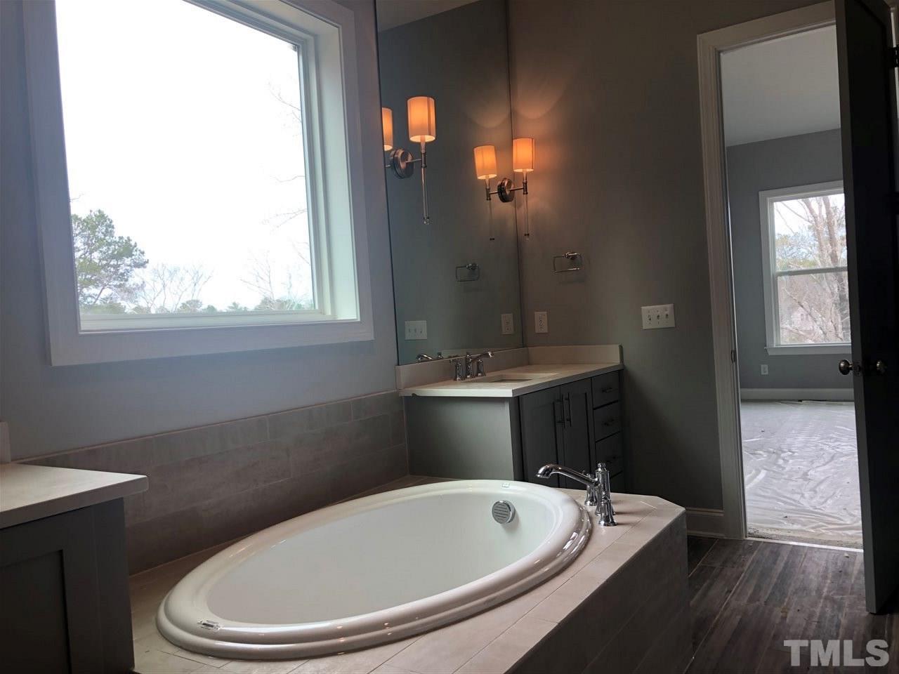 5112 Accabonac Point Raleigh, NC 27612 - Photo 23 of 30 Gallery Image 23