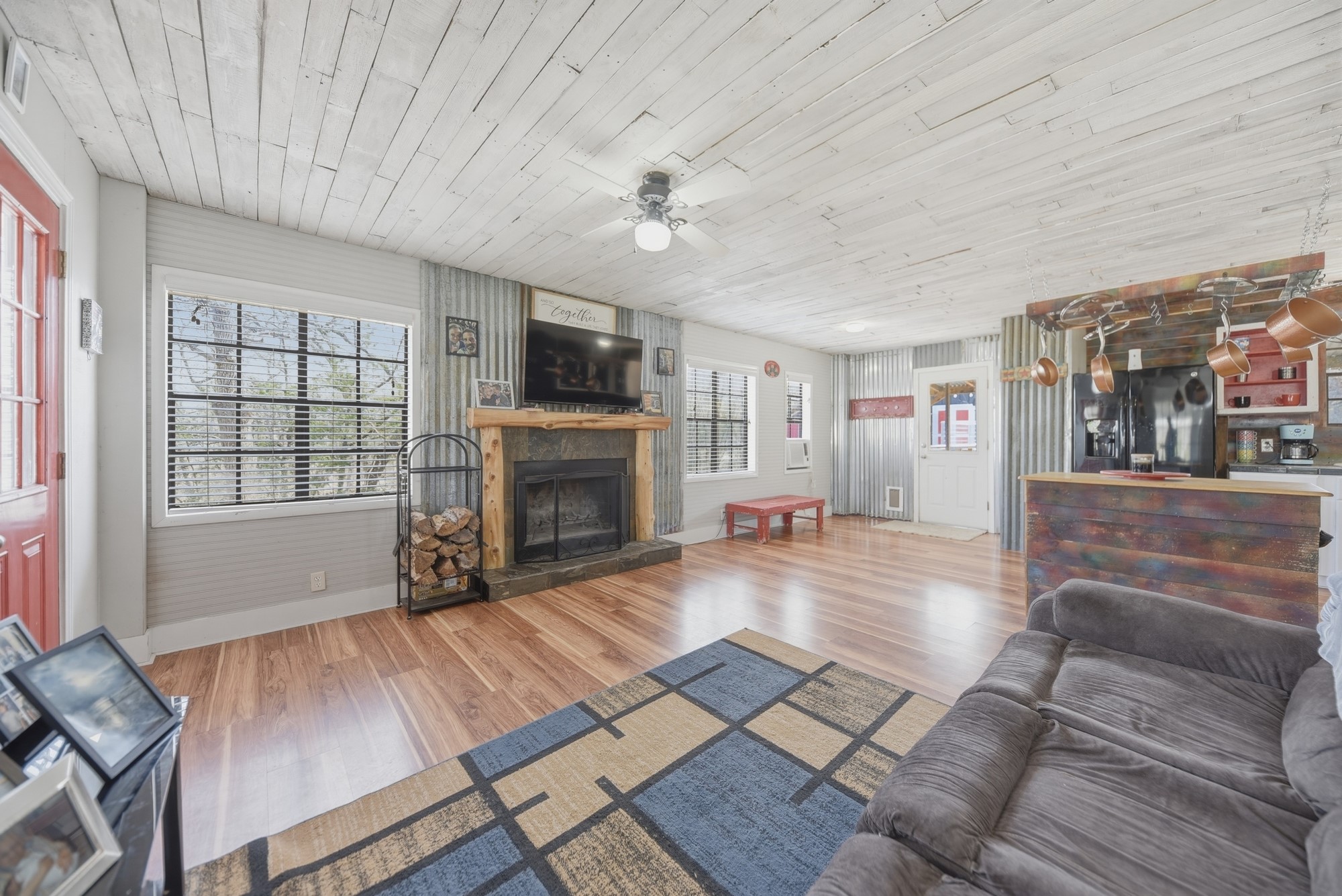 514 Forest Oak Road Somerville, TX 77879 - Photo 4 of 17