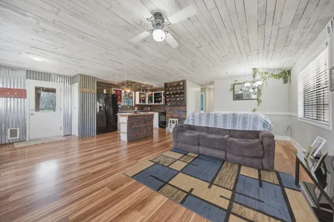 $179,900 | 514 Forest Oak Road, Somerville, TX 77879