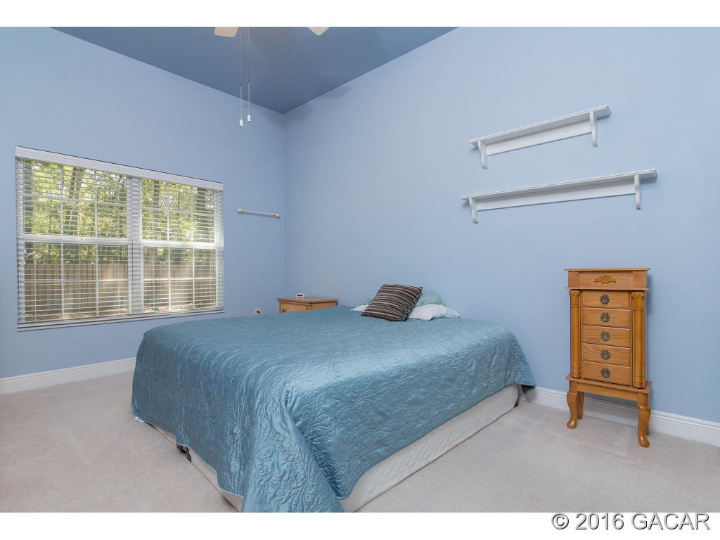 1479 Southwest 84th Terrace Gainesville, FL 32607 - Photo 20 of 24 Bath