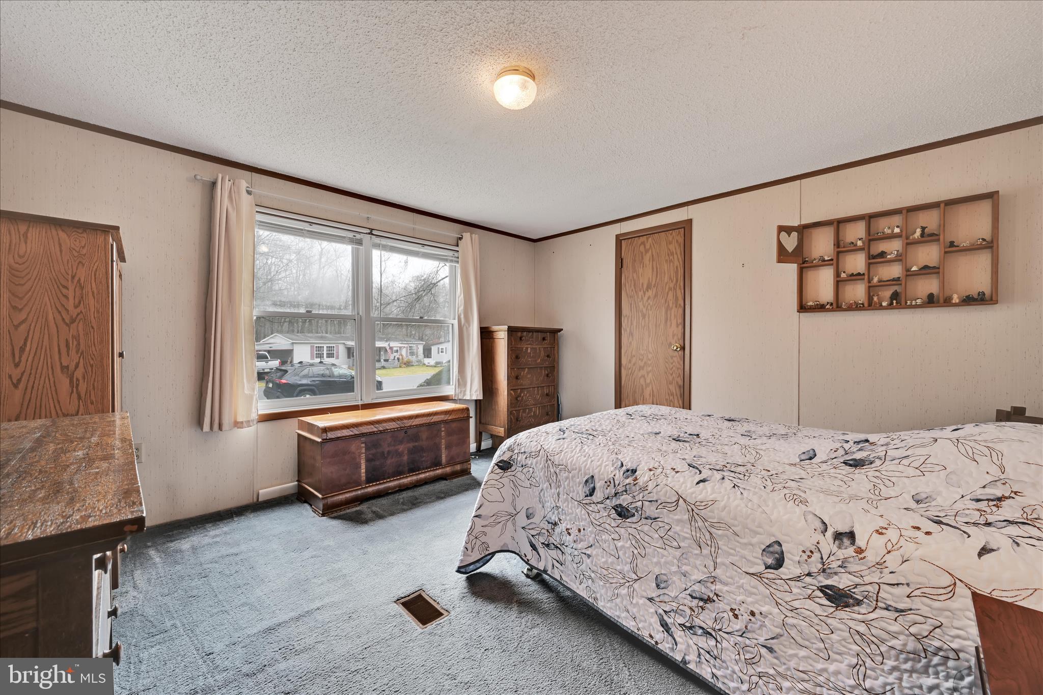 64 Maple Avenue Manheim, PA 17545 - Photo 21 of 36 a bedroom with a bed and a window