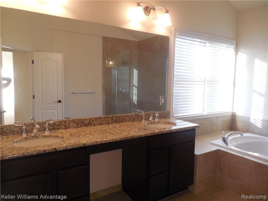 24798 Acorn Trail Novi, MI 48374 - Photo 31 of 49