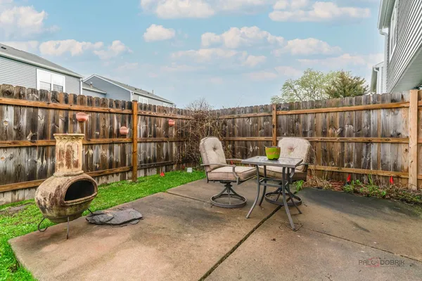 $207,500 | 1995 Westview Lane, Round Lake Beach, IL 60073