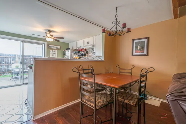 $207,500 | 1995 Westview Lane, Round Lake Beach, IL 60073