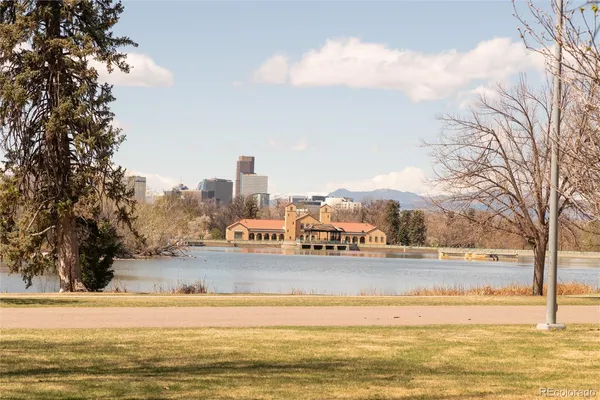 a view of a lake with houses
