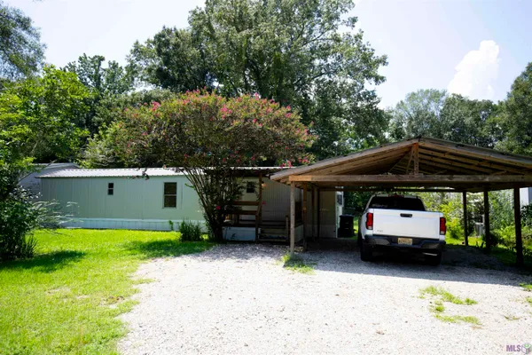 $83,900 | 15179 West Beaver Drive, Pride, LA 70770