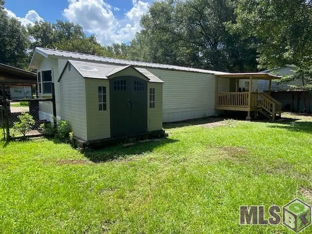 $89,900 | 15179 West Beaver Drive, Pride, LA 70770