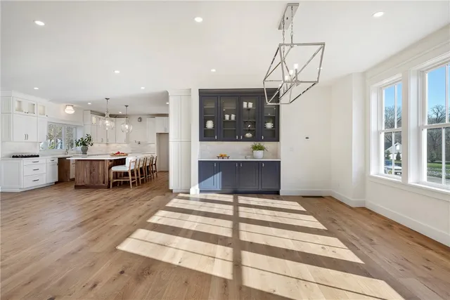 $1,670,000 | 3 Knowlton Court, Bristol, RI 02809