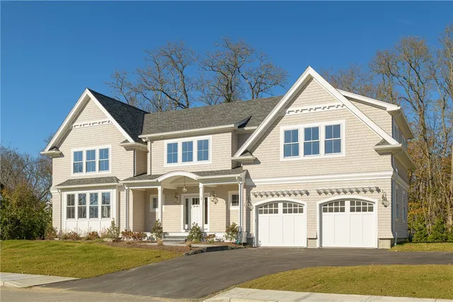 $1,670,000 | 3 Knowlton Court, Bristol, RI 02809
