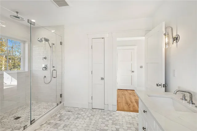 $1,670,000 | 3 Knowlton Court, Bristol, RI 02809