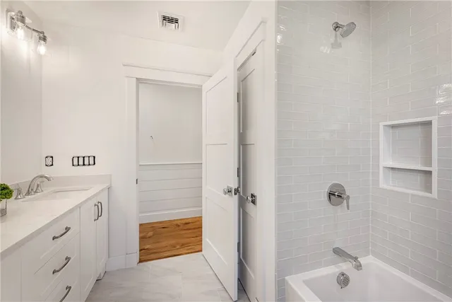 $1,670,000 | 3 Knowlton Court, Bristol, RI 02809