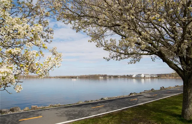 $1,670,000 | 3 Knowlton Court, Bristol, RI 02809