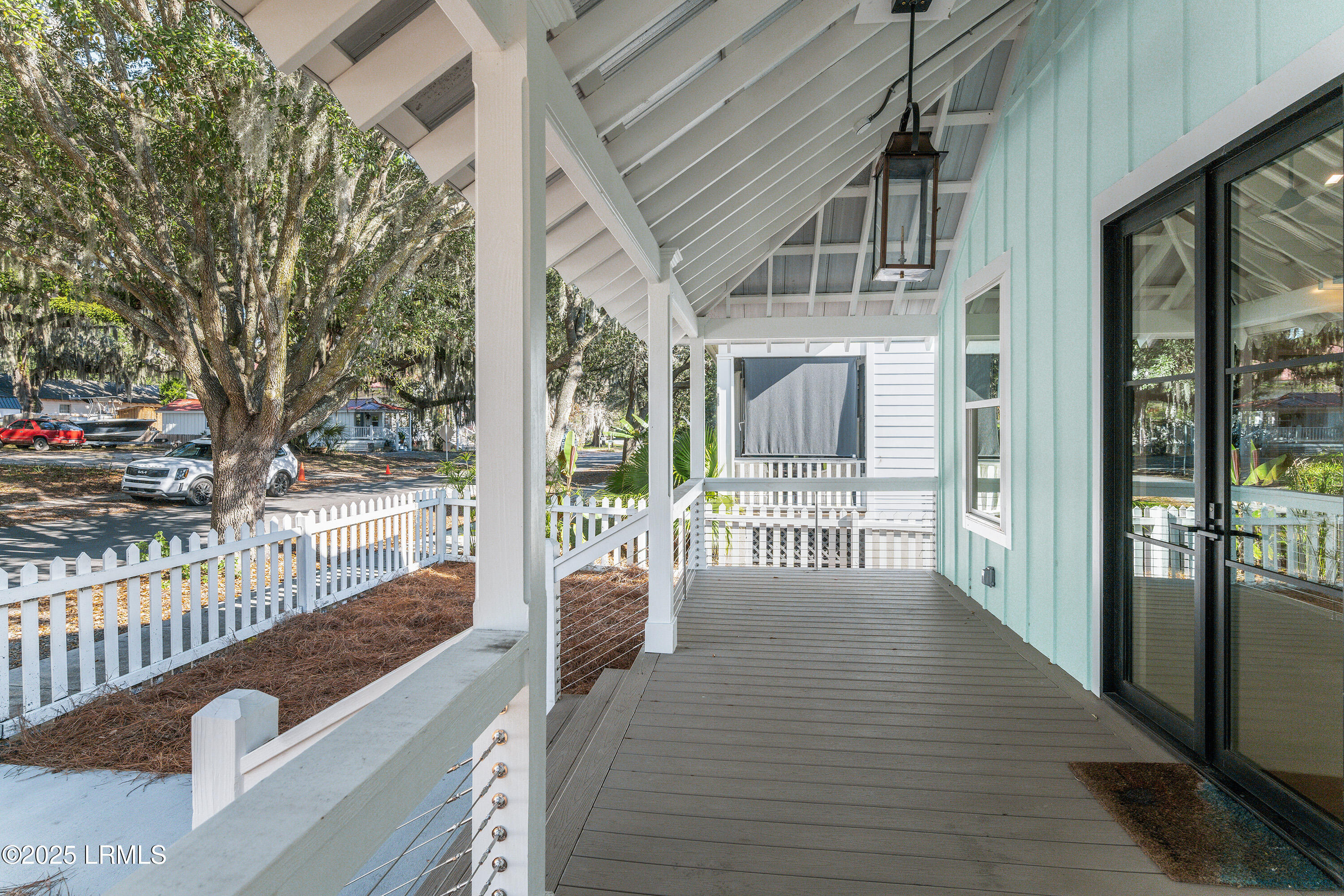 1013 11th Street Port Royal, SC 29935 - Photo 4 of 54 11th St 1013_06