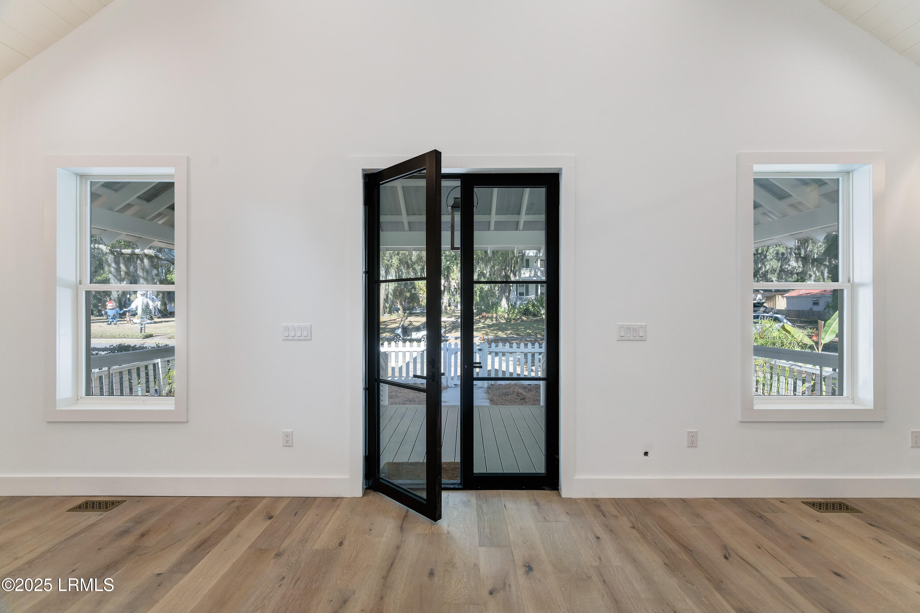 1013 11th Street Port Royal, SC 29935 - Photo 5 of 54 11th St 1013_08