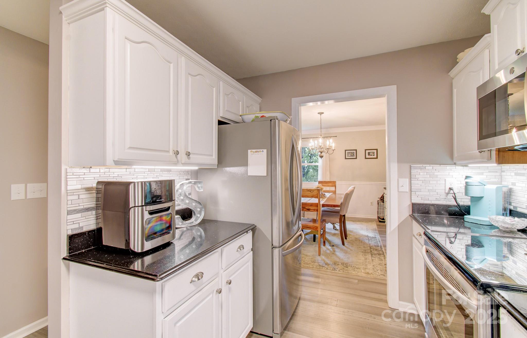 110 Spring Path Hendersonville, NC 28739 - Photo 13 of 43