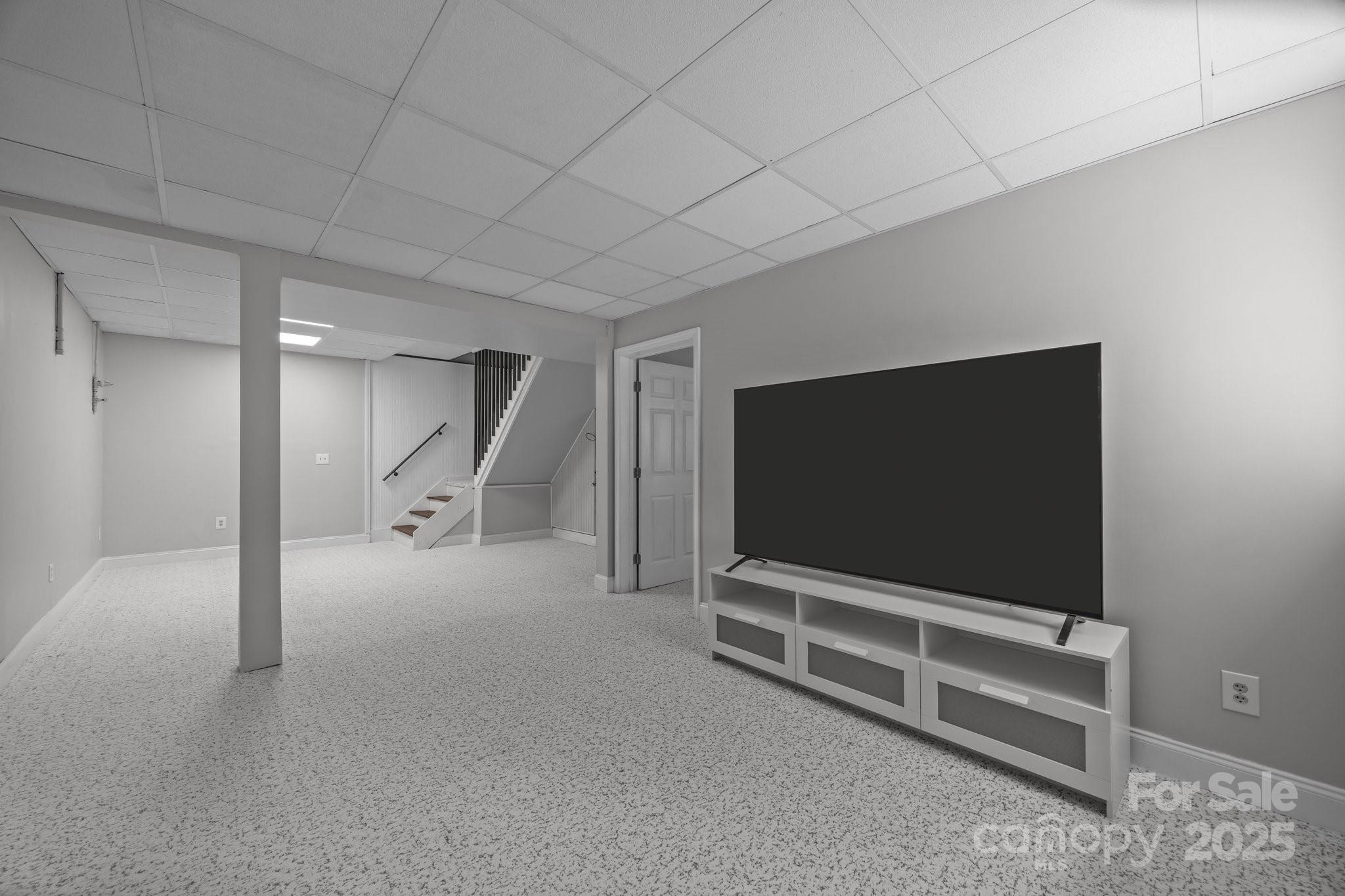 110 Spring Path Hendersonville, NC 28739 - Photo 33 of 43